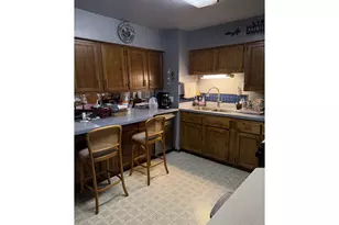 1038 N Myrtle Rd, Myrtle Creek, OR 97457 - Photo 6
