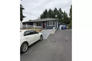 1038 N Myrtle Rd, Myrtle Creek, OR 97457 - Photo 2