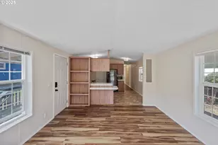 580 Shorepines Pl, Coos Bay, OR 97420 - Photo 8