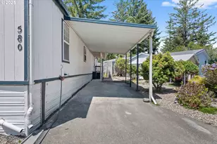 580 Shorepines Pl, Coos Bay, OR 97420 - Photo 4