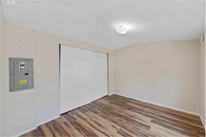 580 Shorepines Pl, Coos Bay, OR 97420 - Photo 18