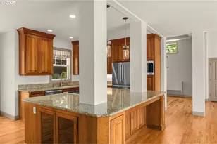 10027 NW Skyline Heights Dr, Portland, OR 97229 - Photo 12