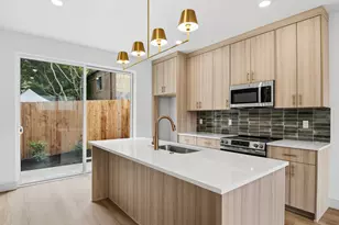 4062 SE Long St, Portland, OR 97202 - Photo 8