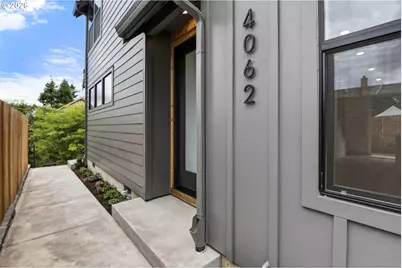 4062 SE Long St, Portland, OR 97202 - Photo 2