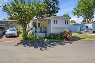 16745 SE Division St, Portland, OR 97236 - Photo 10