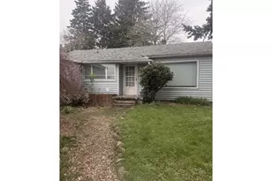 345 NW Norman Ave, Gresham, OR 97030 - Photo 1