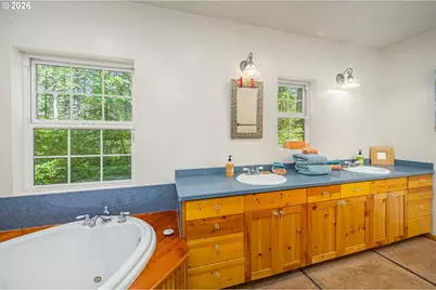 54703 Caddis Ln, McKenzie Bridge, OR 97413 - Photo 18