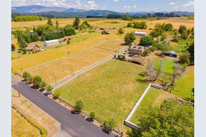 2015 SE 283rd Ave, Camas, WA 98607 - Photo 1