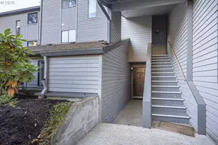 8948 SW Fairview Pl, Tigard, OR 97223 - Photo 6