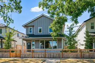 2788 D St, Salem, OR 97301 - Photo 2