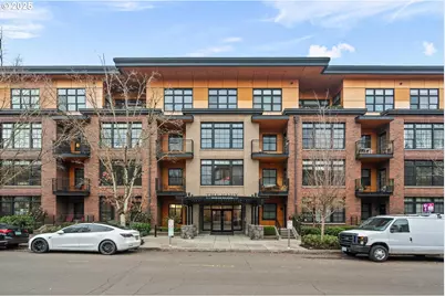 2335 NW Raleigh St #305, Portland, OR 97210 - Photo 2