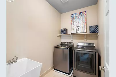 13284 SW Nicole Ln, Portland, OR 97224 - Photo 38