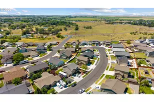 2328 NW Eucalyptus Dr, Hermiston, OR 97838 - Photo 40