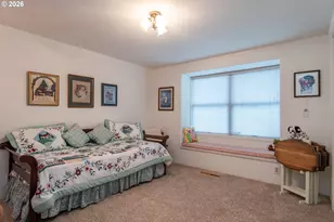 1213 NW Riverfront Dr, Roseburg, OR 97471 - Photo 32