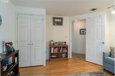 1213 NW Riverfront Dr, Roseburg, OR 97471 - Photo 22