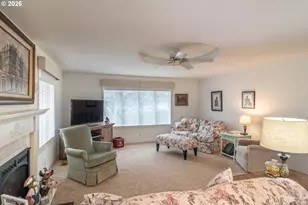 1213 NW Riverfront Dr, Roseburg, OR 97471 - Photo 6