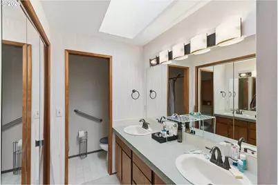 1624 Applewood Dr, Coos Bay, OR 97420 - Photo 12