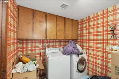 1624 Applewood Dr, Coos Bay, OR 97420 - Photo 34