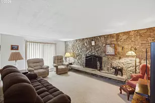 1624 Applewood Dr, Coos Bay, OR 97420 - Photo 20