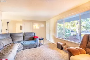 10480 SW Meadow St, Tigard, OR 97223 - Photo 10