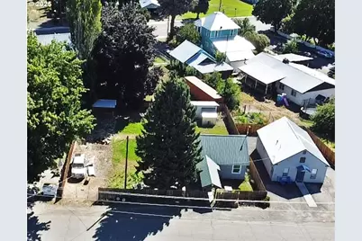 226 Center St, Halfway, OR 97834 - Photo 2