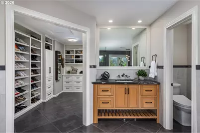 1949 Cedar Ct, Lake Oswego, OR 97034 - Photo 26