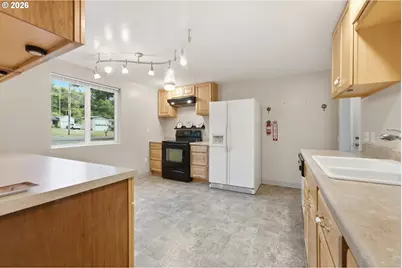26230 Sandlake Rd, Cloverdale, OR 97112 - Photo 10