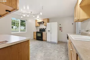 26230 Sandlake Rd, Cloverdale, OR 97112 - Photo 10