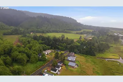 26230 Sandlake Rd, Cloverdale, OR 97112 - Photo 30