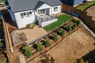 2898 NW Mount Ashland Ln, McMinnville, OR 97128 - Photo 30