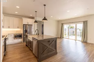 2898 NW Mount Ashland Ln, McMinnville, OR 97128 - Photo 8