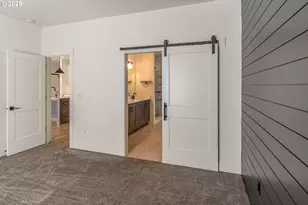 2898 NW Mount Ashland Ln, McMinnville, OR 97128 - Photo 12