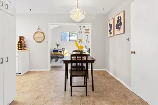 16671 SE Haig Dr, Portland, OR 97236 - Photo 14