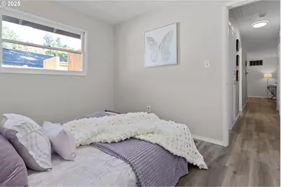 16671 SE Haig Dr, Portland, OR 97236 - Photo 42