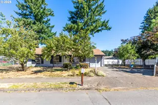 16671 SE Haig Dr, Portland, OR 97236 - Photo 2