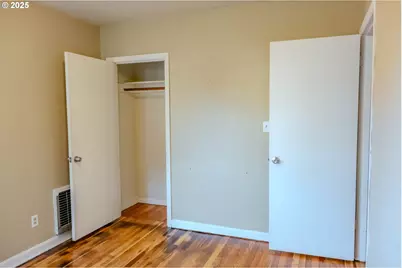 8027 SE Rhone St, Portland, OR 97206 - Photo 12