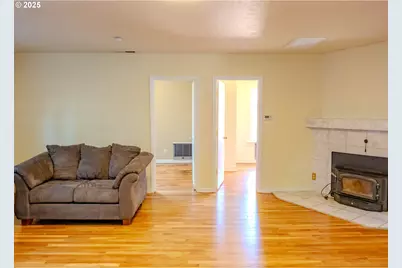 8027 SE Rhone St, Portland, OR 97206 - Photo 10