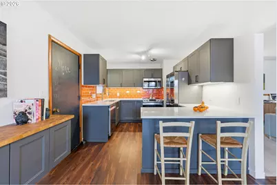 11824 NE Morris St, Portland, OR 97220 - Photo 8