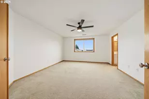 5582 N St, Washougal, WA 98671 - Photo 16