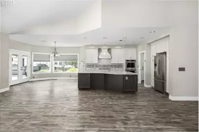 3465 Galls Creek Rd, Gold Hill, OR 97525 - Photo 6