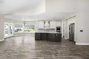 3465 Galls Creek Rd, Gold Hill, OR 97525 - Photo 6