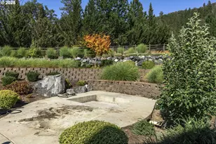 3465 Galls Creek Rd, Gold Hill, OR 97525 - Photo 22