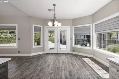 3465 Galls Creek Rd, Gold Hill, OR 97525 - Photo 10