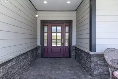 3465 Galls Creek Rd, Gold Hill, OR 97525 - Photo 4