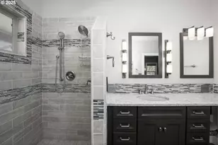 3465 Galls Creek Rd, Gold Hill, OR 97525 - Photo 14