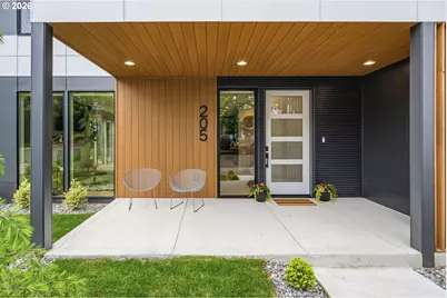 205 W 28th St, Vancouver, WA 98660 - Photo 2