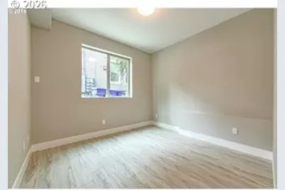 2885 NE Couch St, Portland, OR 97232 - Photo 36