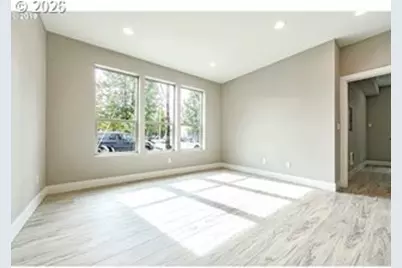 2885 NE Couch St, Portland, OR 97232 - Photo 30