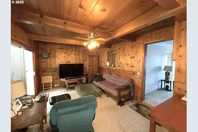 2076 Roberts Rd, Medford, OR 97504 - Photo 20