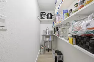 3102 NE Royal Oaks Dr, Vancouver, WA 98662 - Photo 36